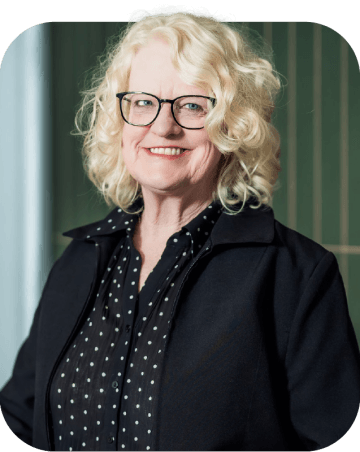 Elizabeth Beales, Admin Volunteer at the Global Albinism Alliance
Photo by Dominik Kučera